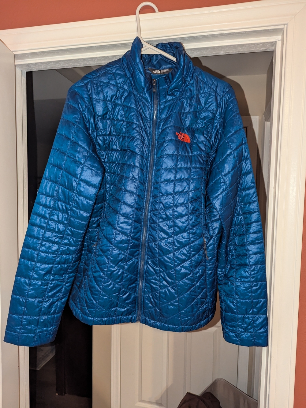 The North Face Women’s Blue Quilted Lightweight Jacket